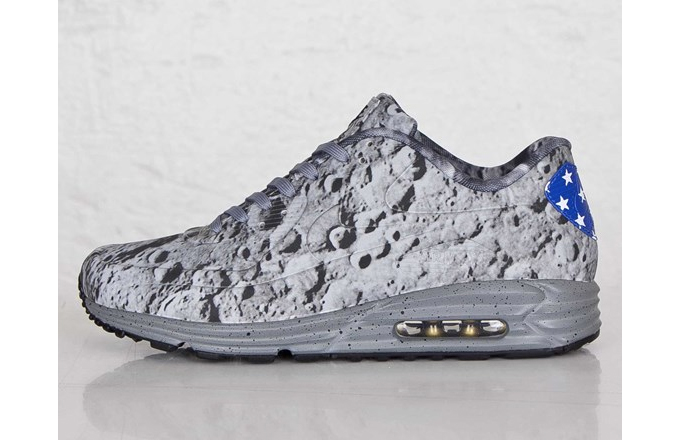 moon landing nike air max