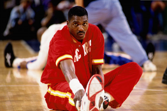 A Closer Look at Hakeem Olajuwon's DR34M Shoe | Nice Kicks
