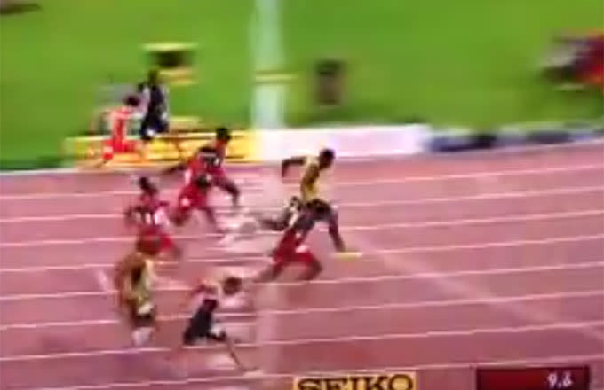 Usain Bolt Wins 100m World Championship by Slimmest of Margins