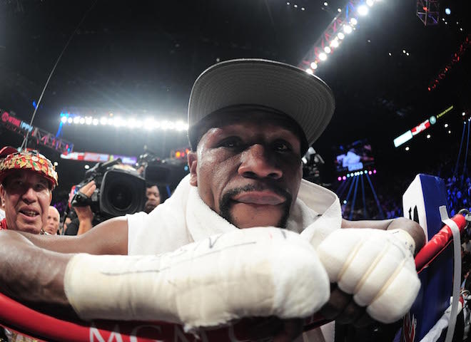 Floyd Mayweather Jr. and Sr. Had a Father-Son Moment Before Round 12 Against Andre Berto