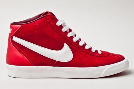 nike bruin low red swoosh