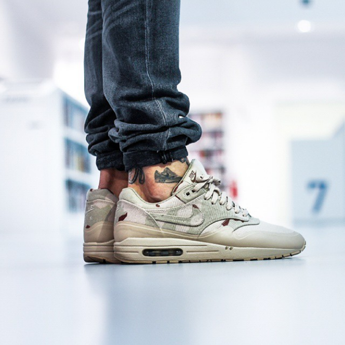 nike air max desert camo