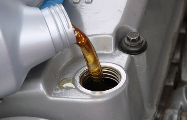 5 Signs You Need To Change Your Oil