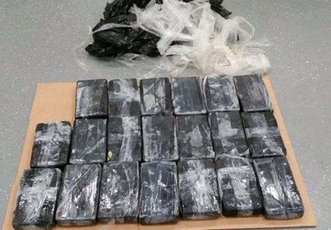 Where Is Jupiter Florida >> Massive Cocaine Shipment Washes Up On Florida Beach | Complex Where Is Jupiter Florida >> Massive Cocaine Shipment Washes Up On Florida Beach | Complex