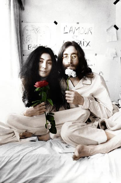 John Lennon couple