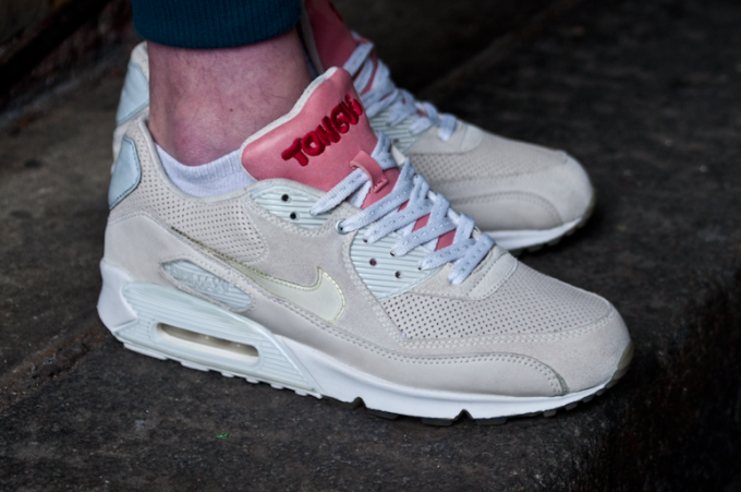 air max 90 tongue n cheek