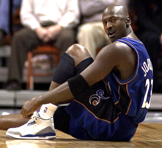 michael jordan wearing air jordan 3