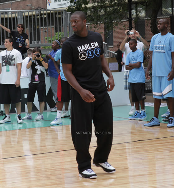 dwyane wade wearing jordans