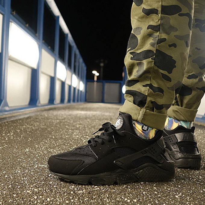 huarache edge triple black