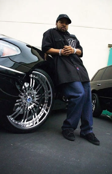 Andre 3000 30 Photos Of Rappers Flexing With Giant Car Rims Complex