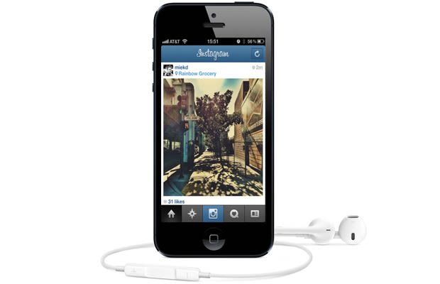 Instagram Updates App for iPhone 5  Complex