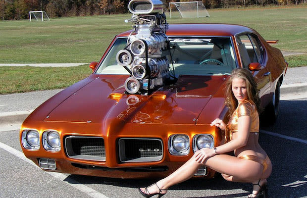 25 Photos of Hot Girls With Classic Cars | Complex