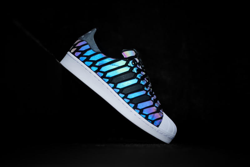 superstar neon