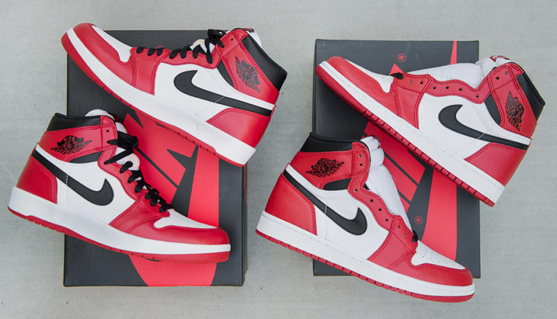 Difference Air Jordan Mid Et High "Chicago" Air Jordan 1 and 1.5 Comparison | Complex
