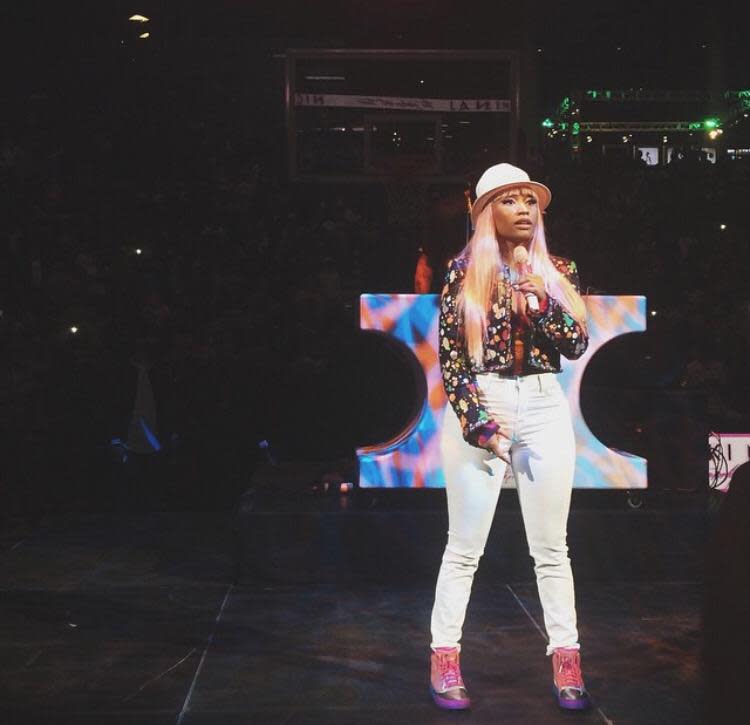 nicki minaj blue jordans