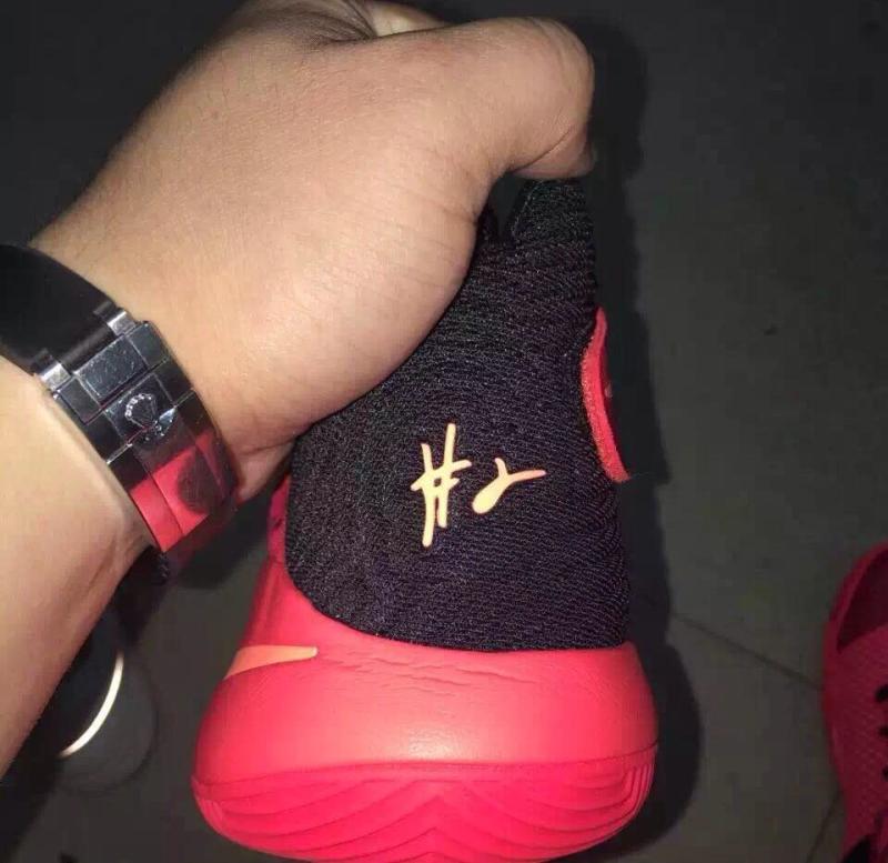 kyrie 2s