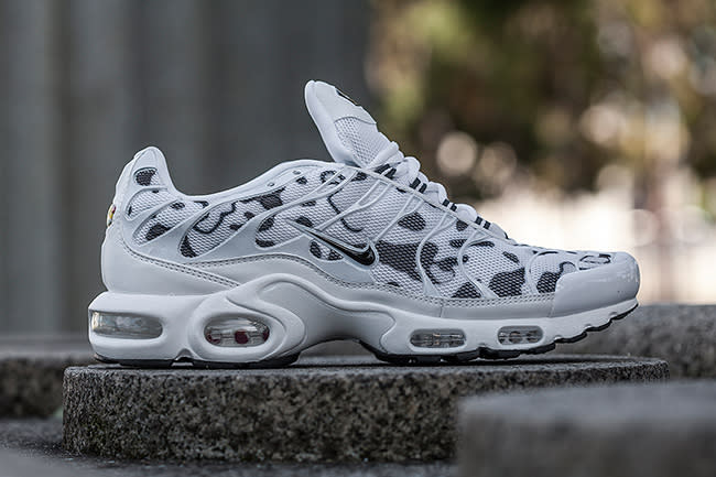 nike air max plus foot locker