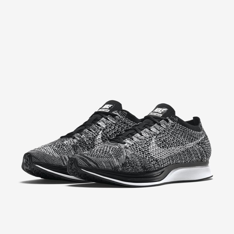 Racer Flyknit Oreo 2.0 Racer Flyknit Oreo 2.0