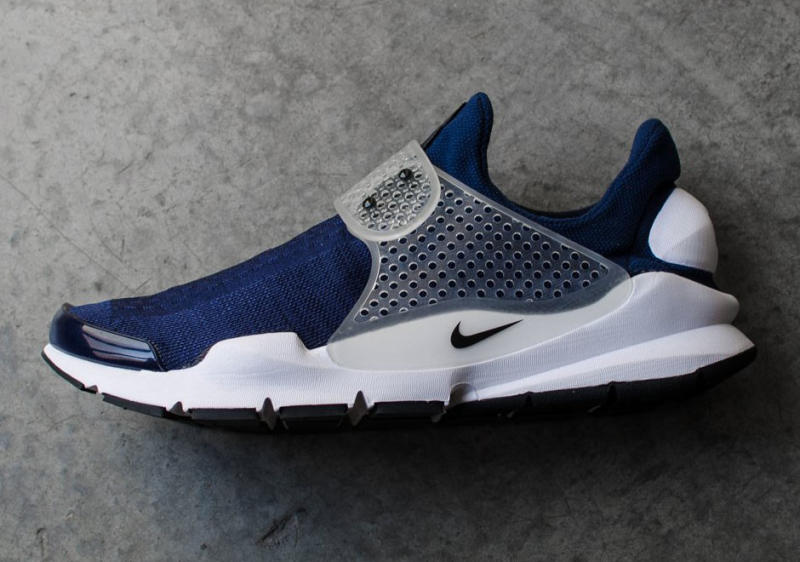 A Closer Look at Some of the 2016 Nike Sock Dart Releases Complex