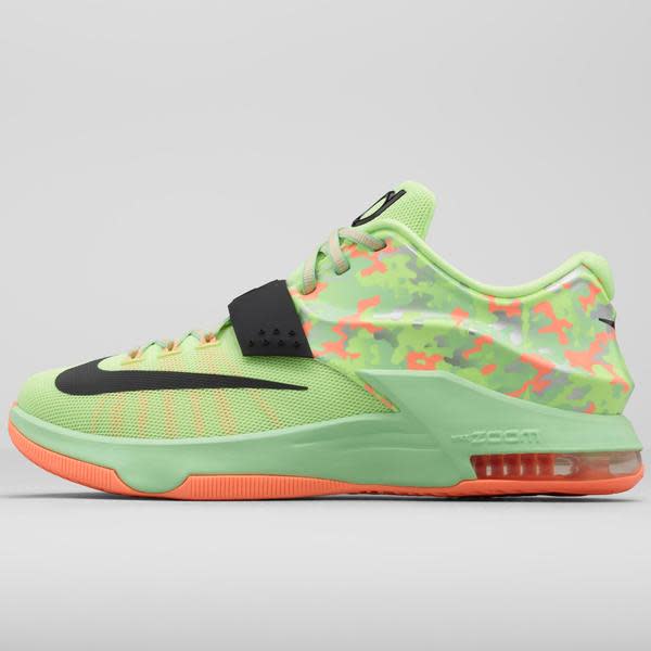 nike shoes with pastel colors