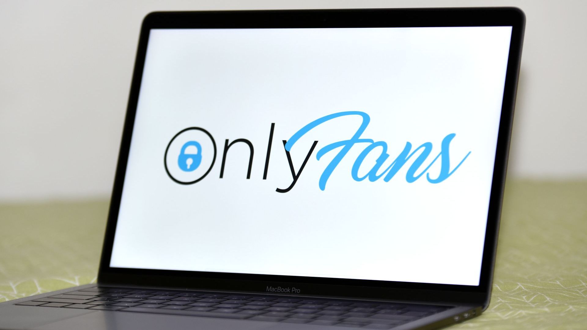 OnlyFans Explained: What You Need to Know About the NSFW Site