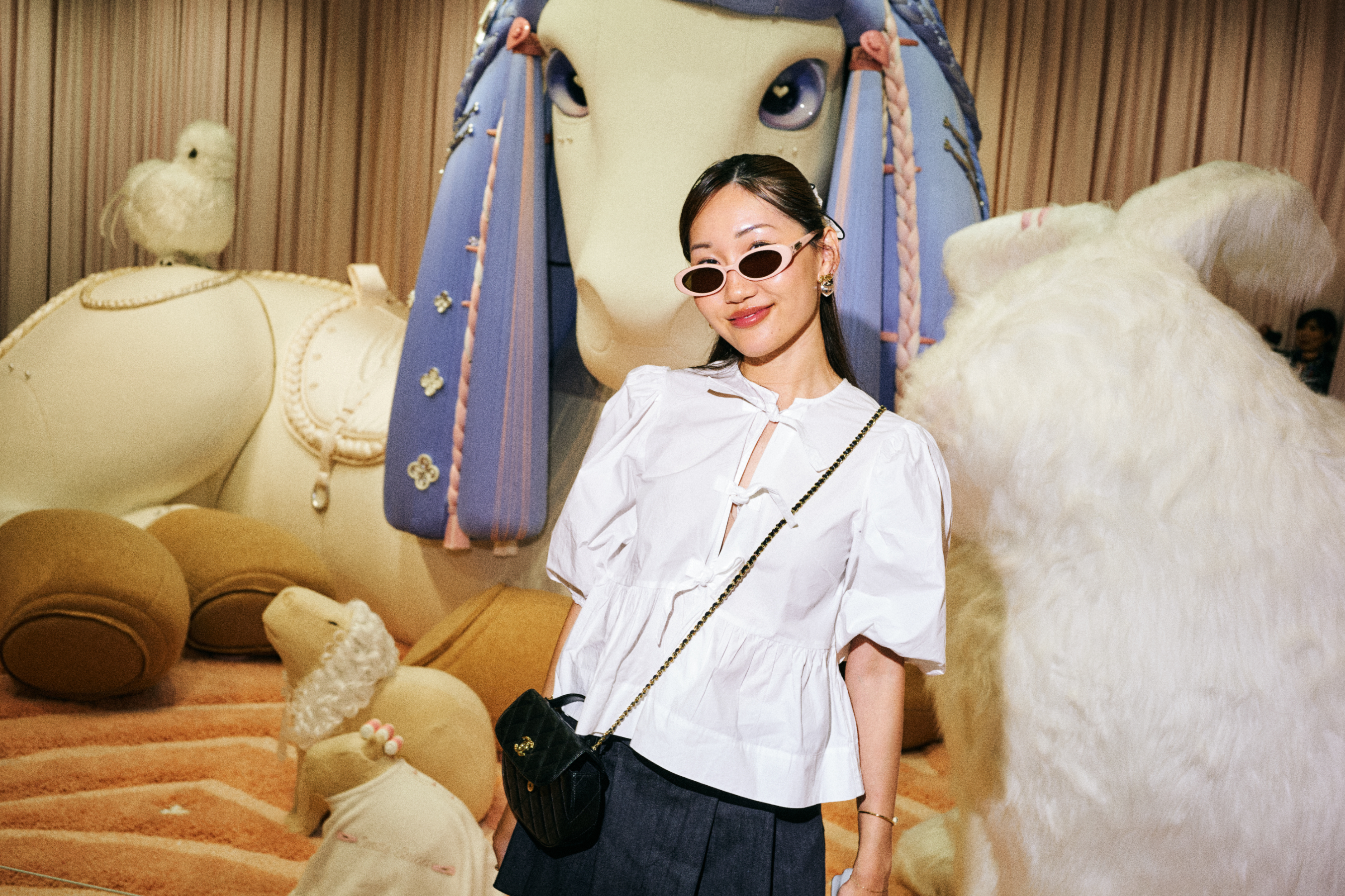 GENTLE MONSTER Jennieジェニ - De nini Unboxing Jentle Salon by BLACKPINK JENNIE x Gentle Monster