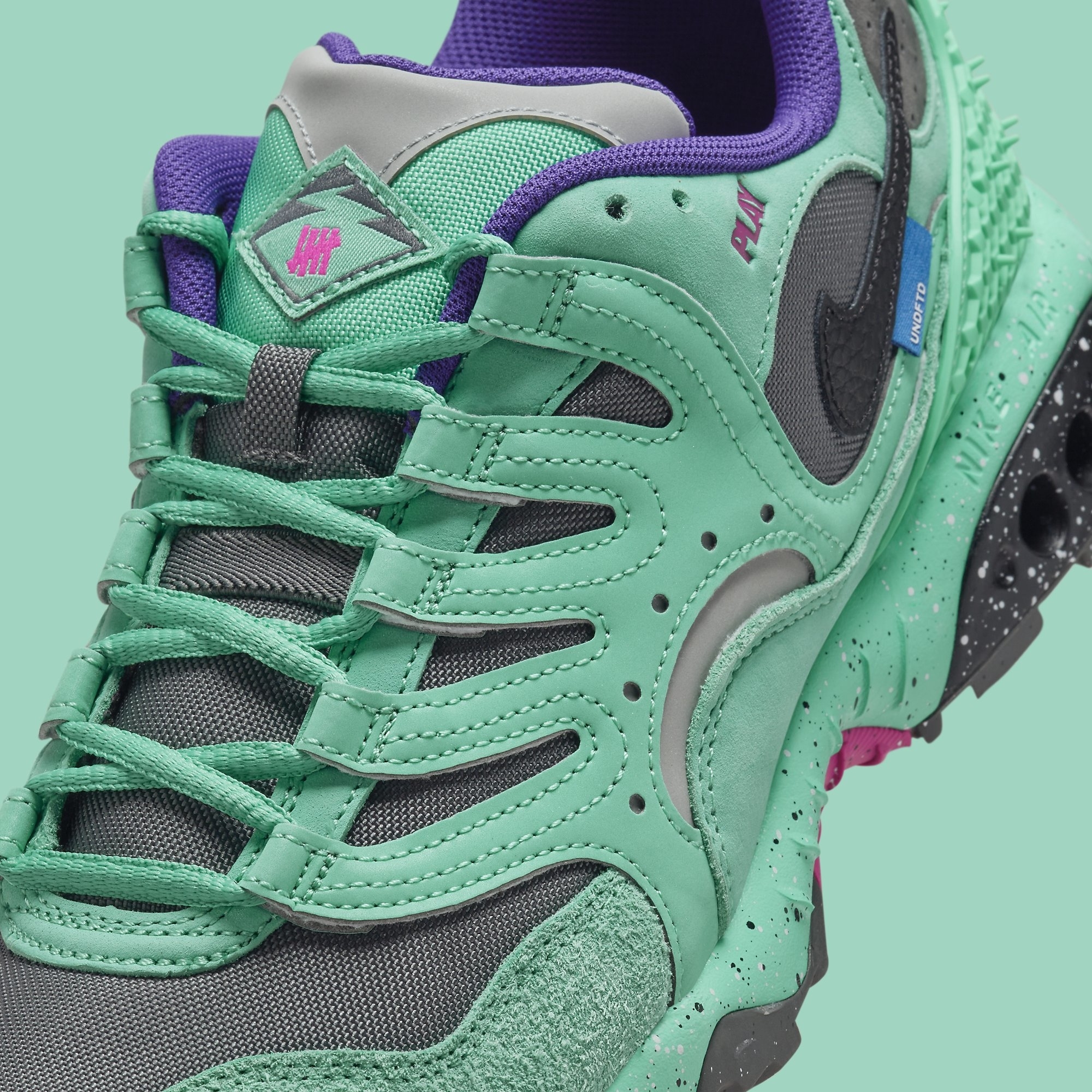 Undefeated x Nike Air Terra Humara 'Light Menta' & 'Cargo