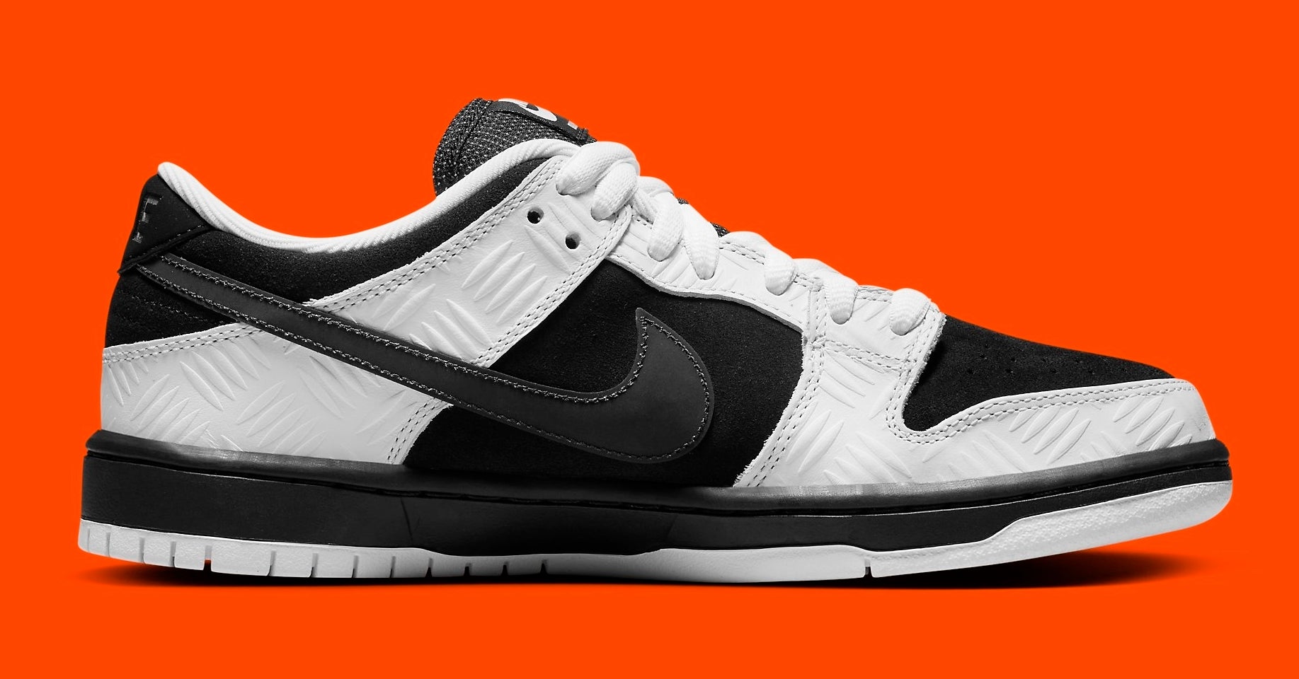 Tightbooth x Nike SB Dunk Low Collab Release Date FD2629-