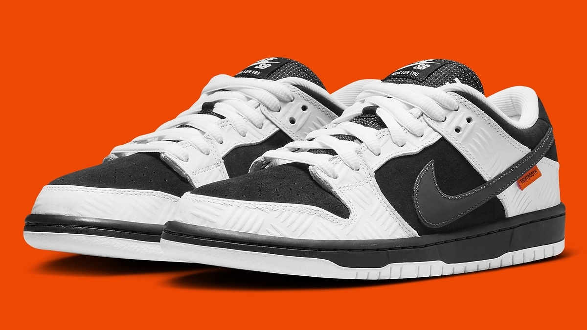 Official Look at the Tightbooth x Nike SB Dunk Collab