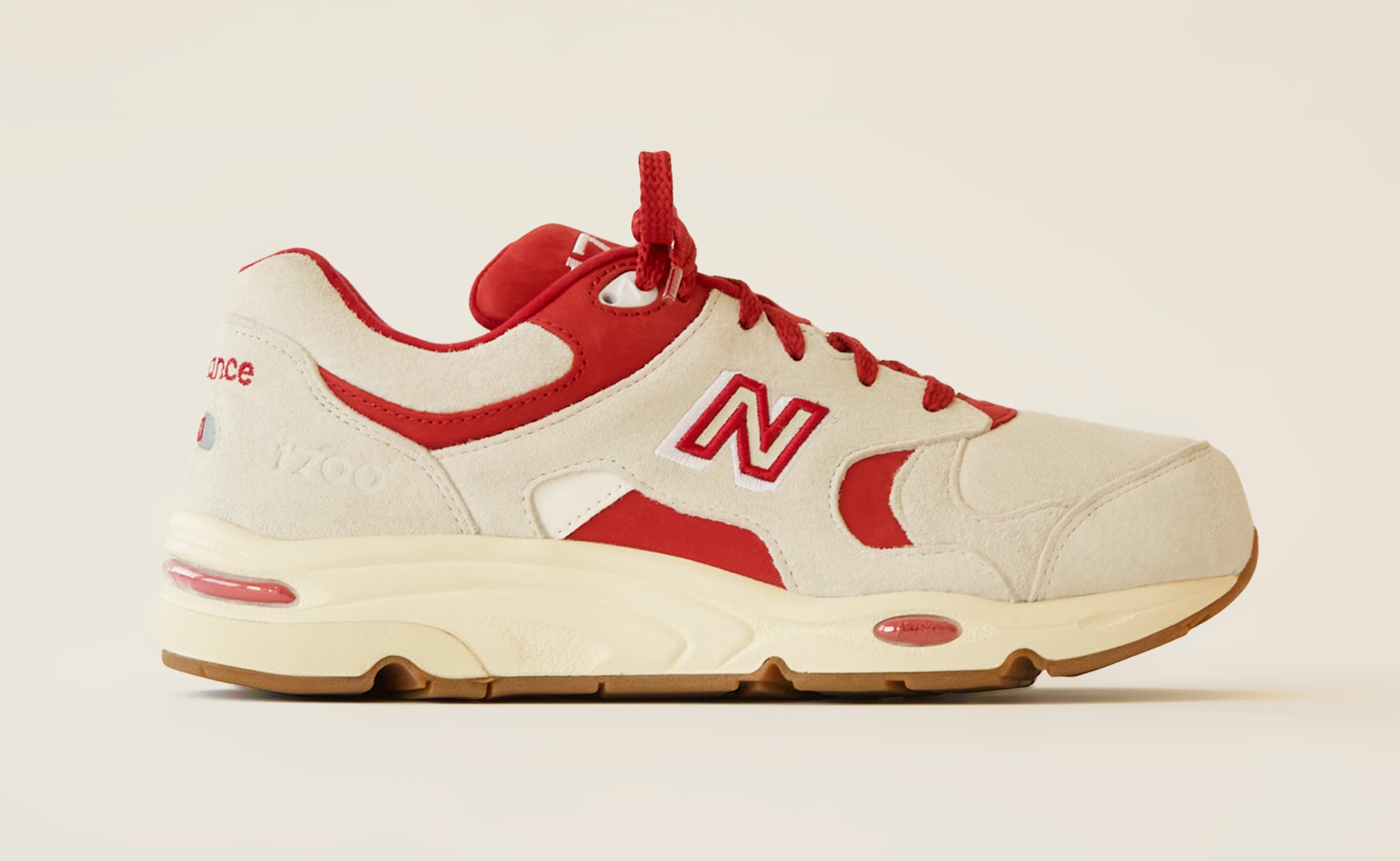 Ronnie Fieg Kith x New Balance 1700 'Toronto' Release Dat
