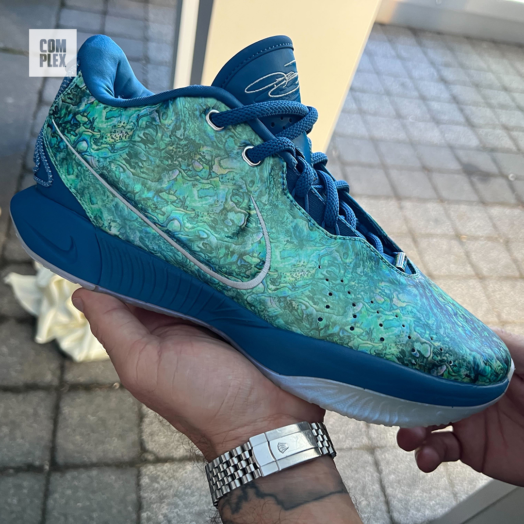 【新品未使用】NIKE LEBRON 21 \"ABALONE PEARL\" EP Nike LeBron 21 Abalone Men's - FN0708-400/FN0709-400 - US