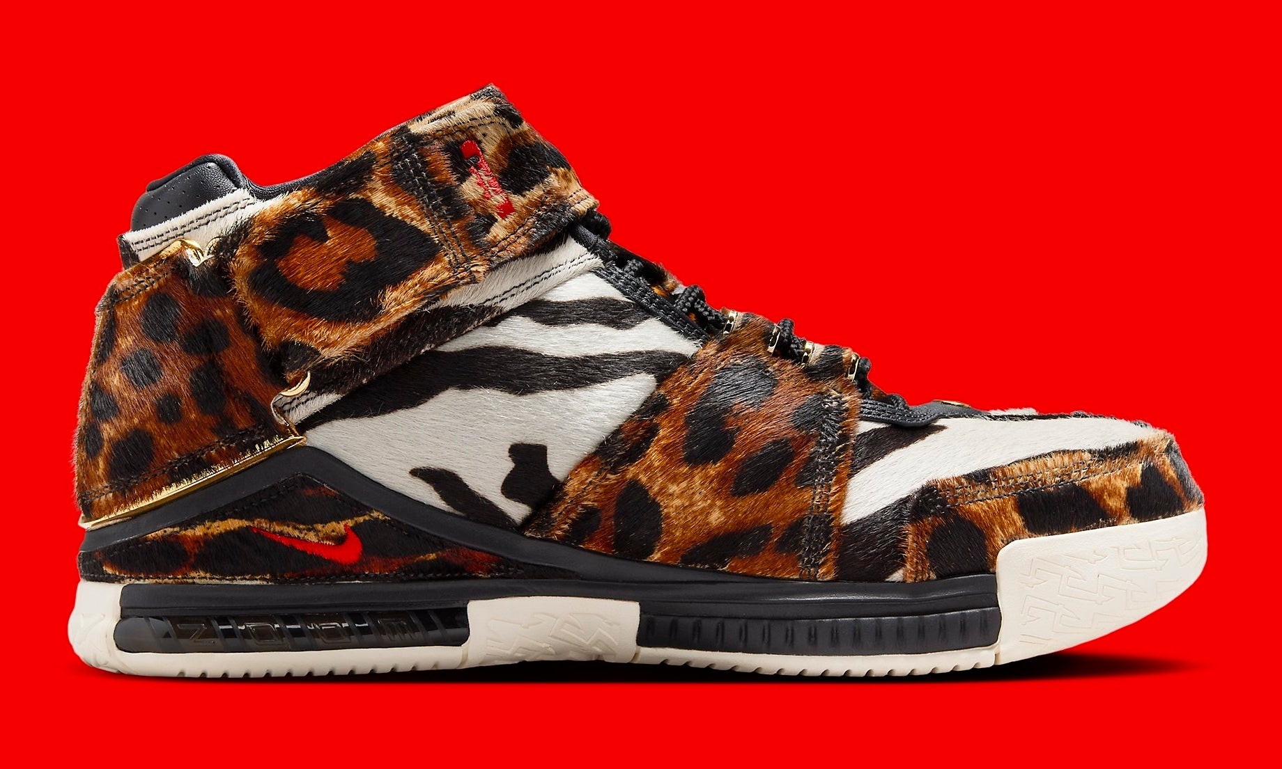 Nike animal  Print High-Top Sneakers with Red Accents LeBron James The Nike Zoom LeBron 2  main image 3