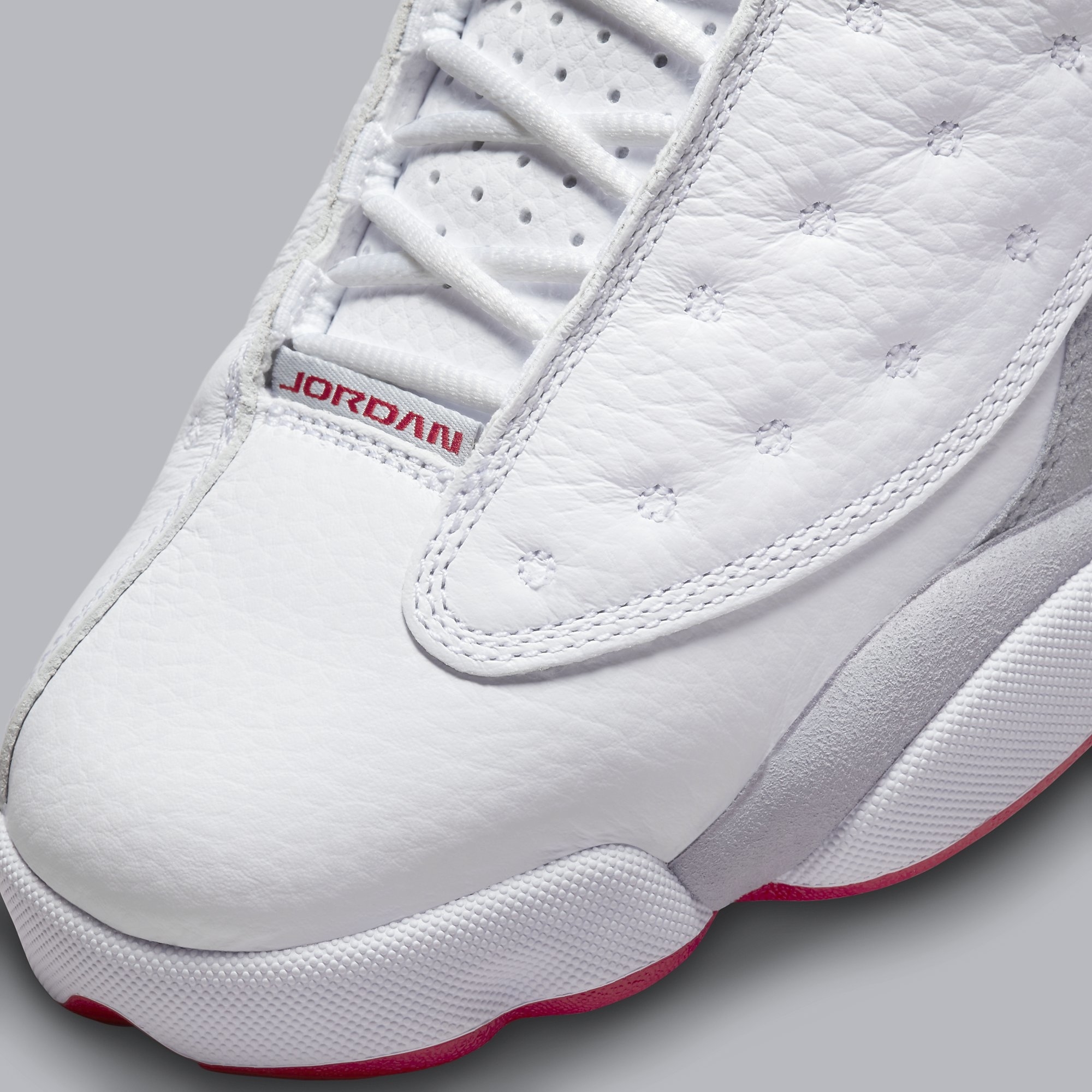 Air Jordan 13 ホワイト/グレー Official Images of the 