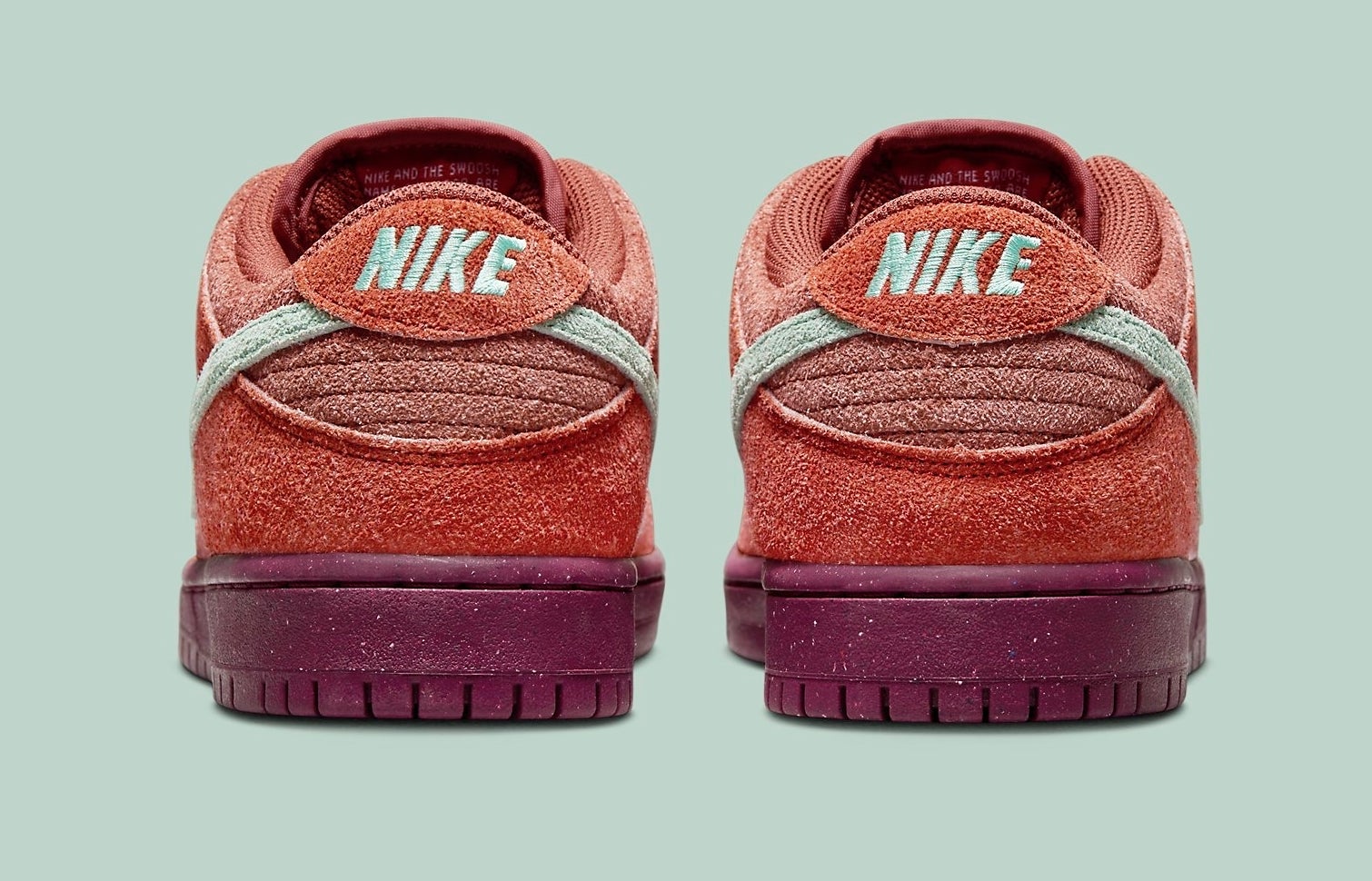 靴 Nike SB Dunk Low Mystic Red and Rosewood s-l400.jpg