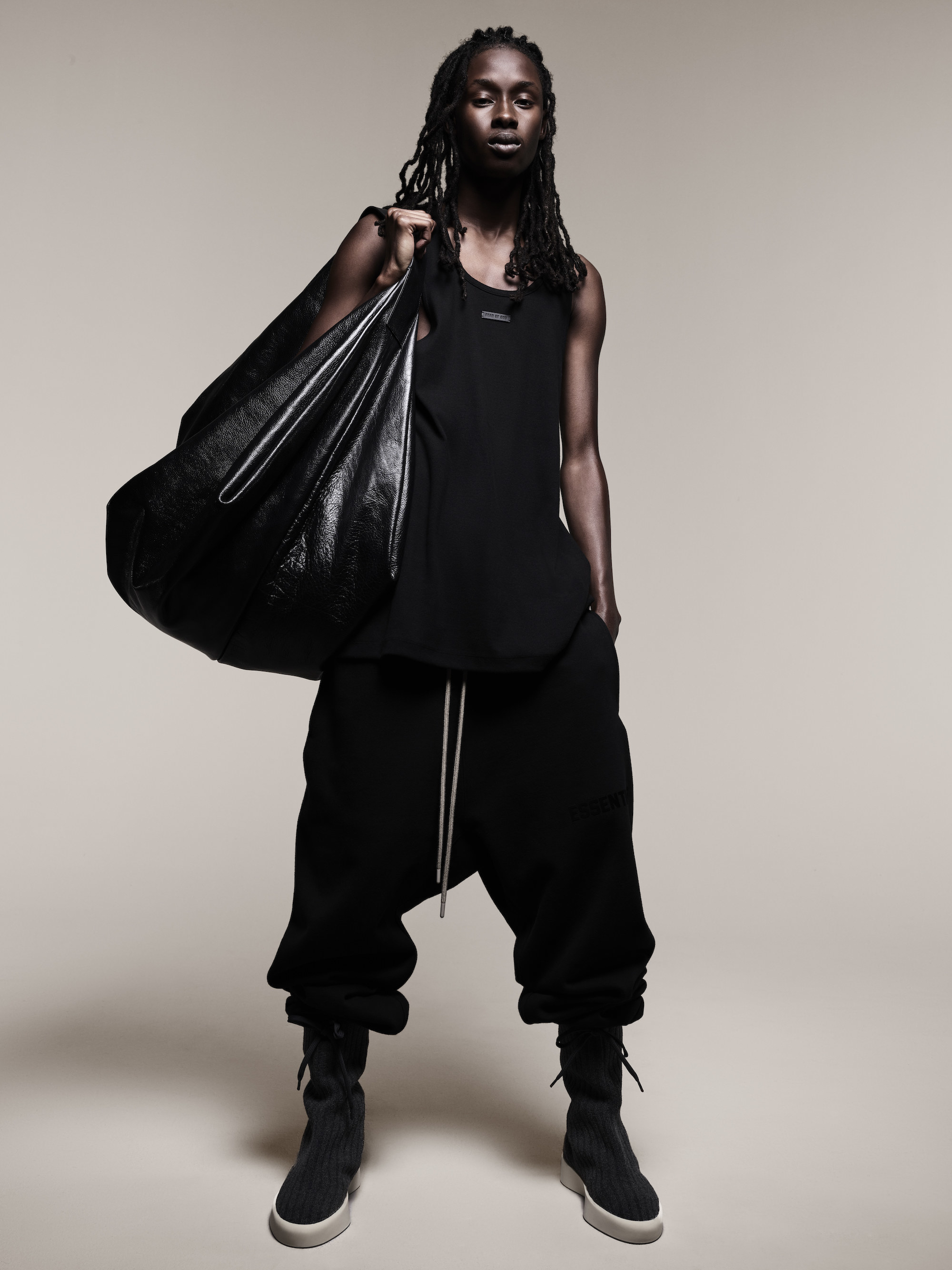 FOG ESSENTIALS ジャケット TheBlackCollection Fear of God Essentials Classic Full Zip-Up Hoodie Jet Black