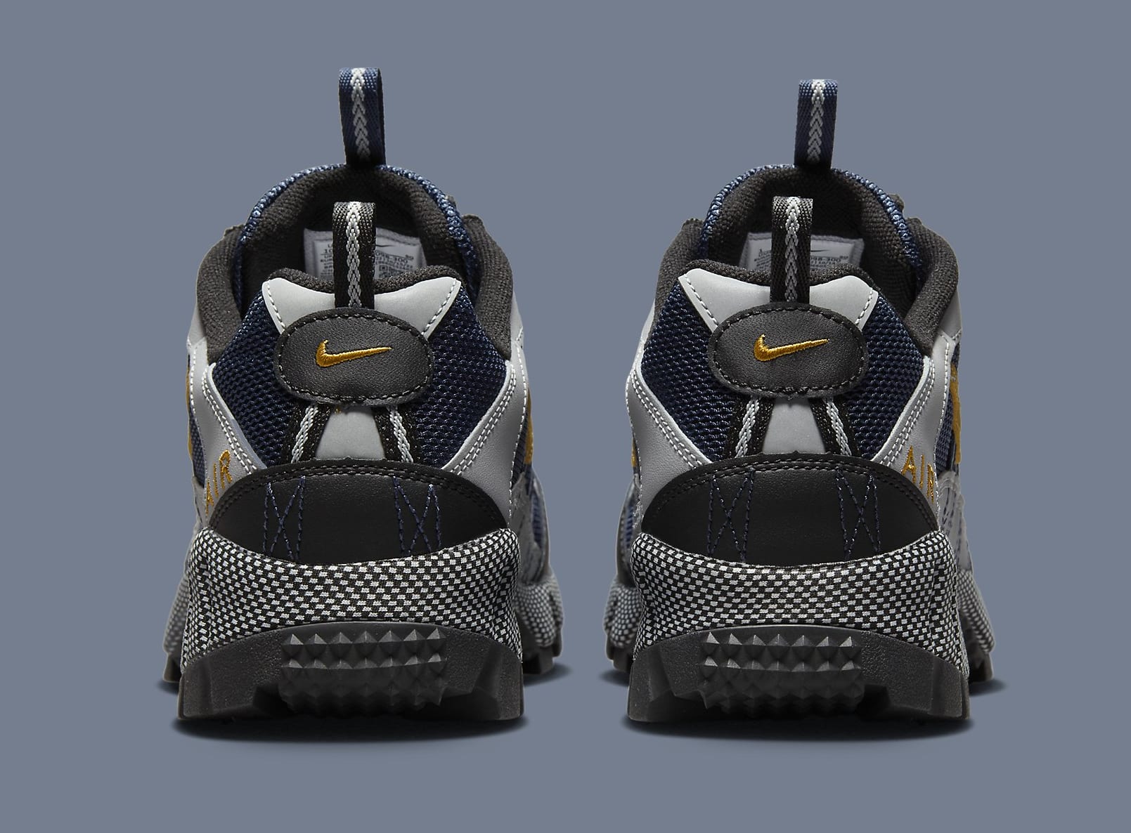 Nike Brings Back This OG Humara Colorway