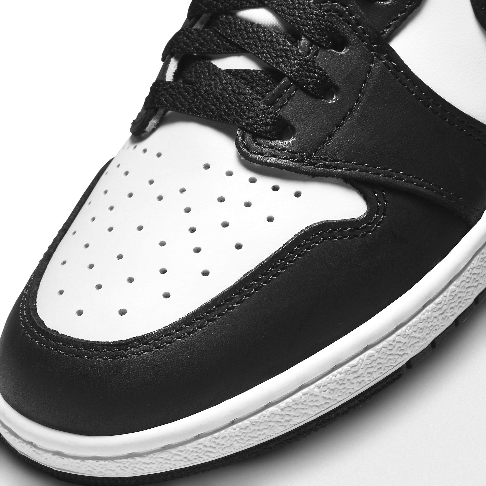 その他 Nike Air Jordan 1 high 85 black/White Nike Air Jordan 1 Retro High 85 Black White (2023) BQ4422