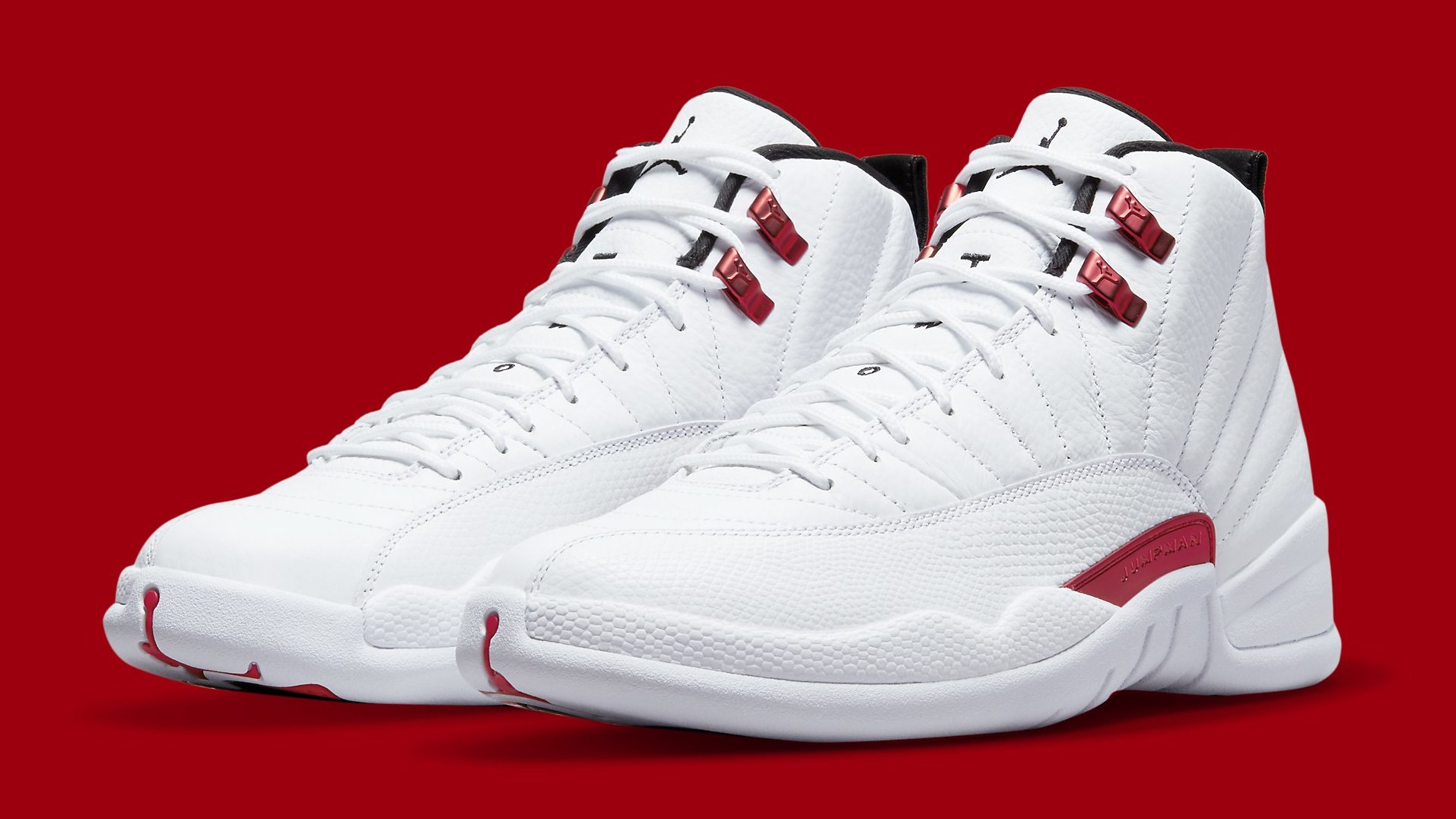 Jordan retro 12 all white best sale