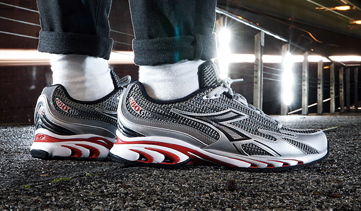 Diadora Celebrates Olympics With 2000s-Era Runner Retro