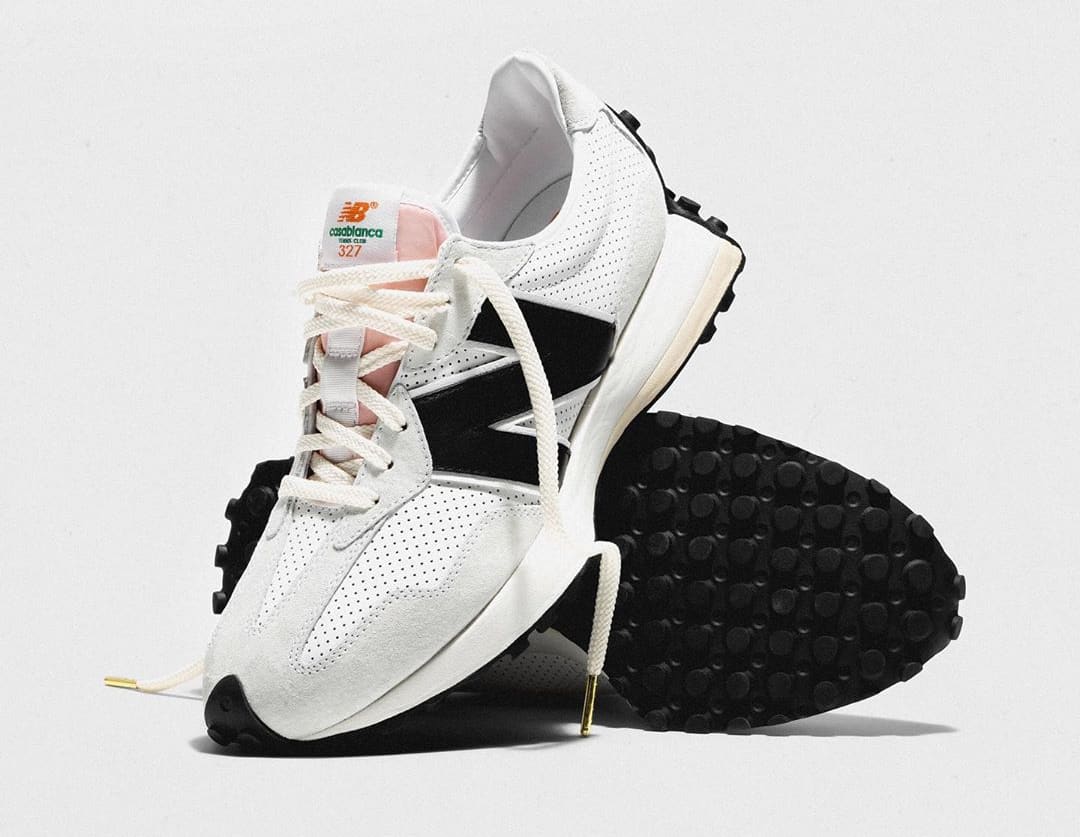 美品　正規品 Casablanca × New Balance 327 28.5 The Casablanca x New Balance 327 Is a Flawless Summer