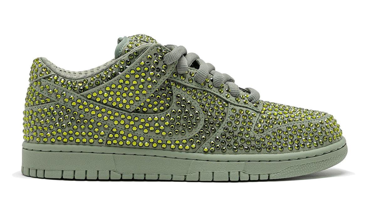 W*M様 Nike x Cactus Plant Flea Market GoF Cactus Plant Flea Market x Nike Flea 1 Photos | Hypebeast
