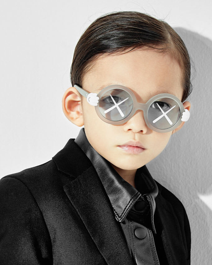 KAWS SONS + DAUGHTERS SUNGLASSES セット KAWS Partners With Sons + Daughters for a Limited Run of