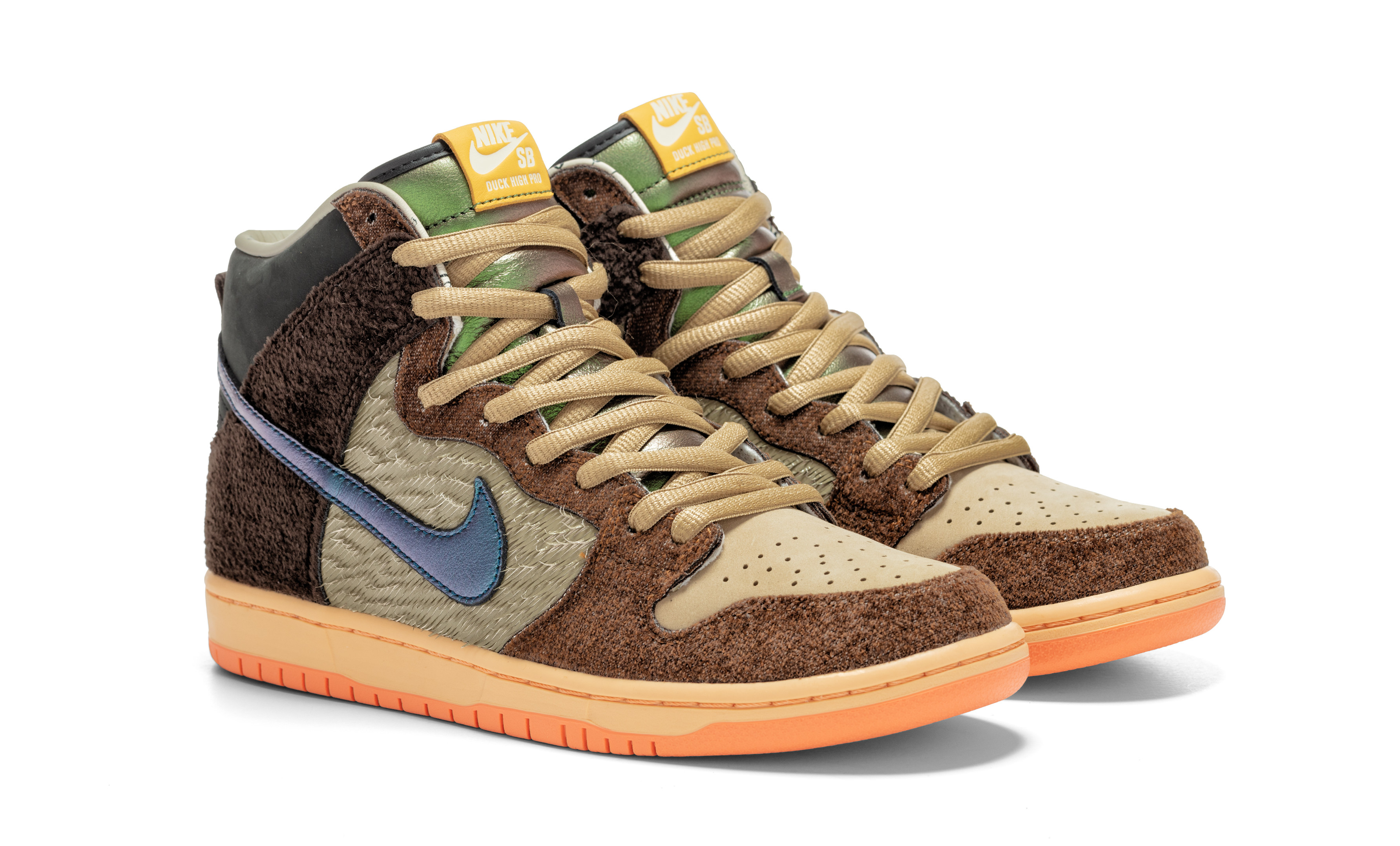 スニーカー NIKE SB DUNK HIGH TRD QS A Thanksgiving Dish Inspires Concepts' New SB Dunk High Collab