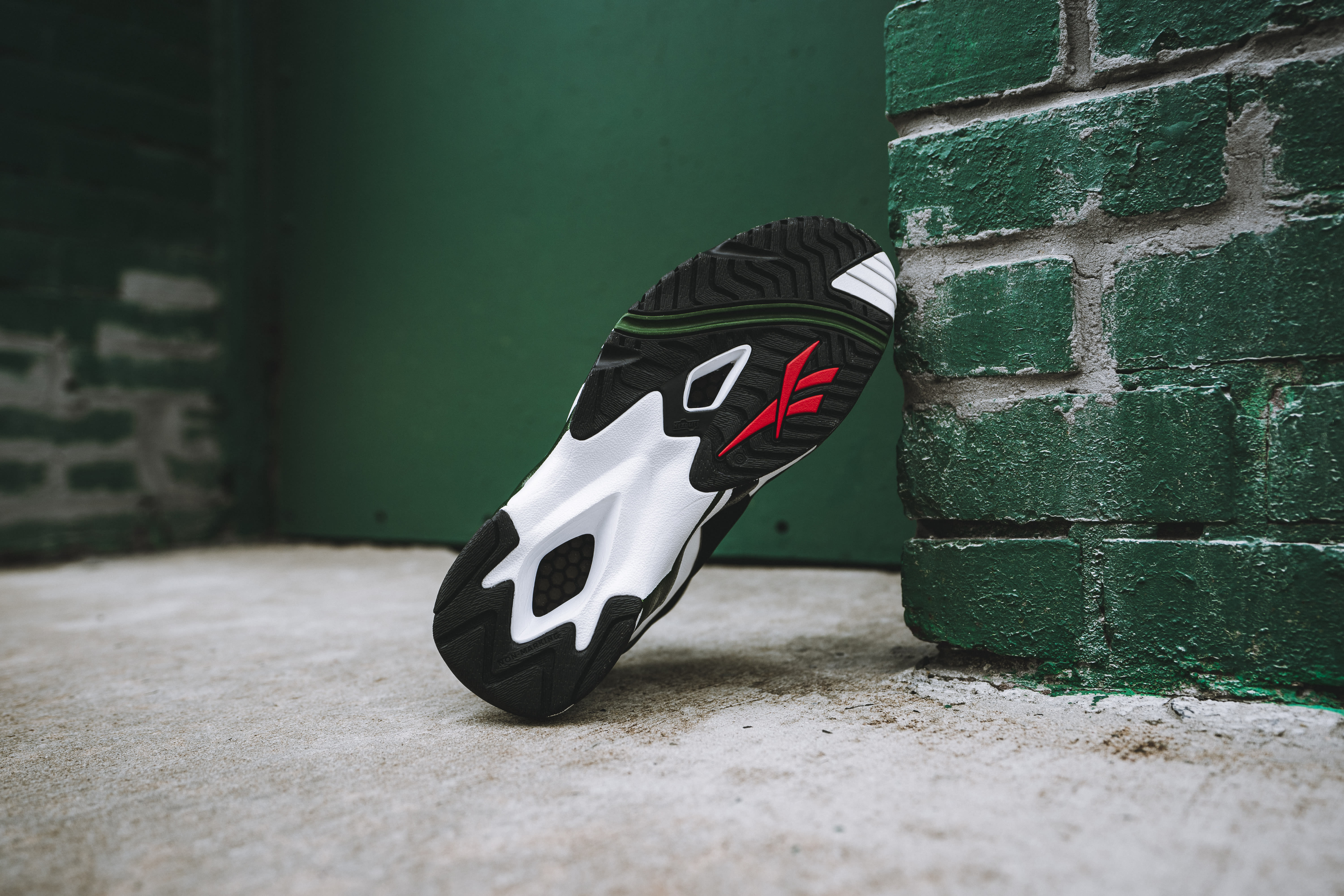 2020復刻【Reebok】Kamikaze II OG カミカゼ Reebok Is Renaming the Kamikaze Line