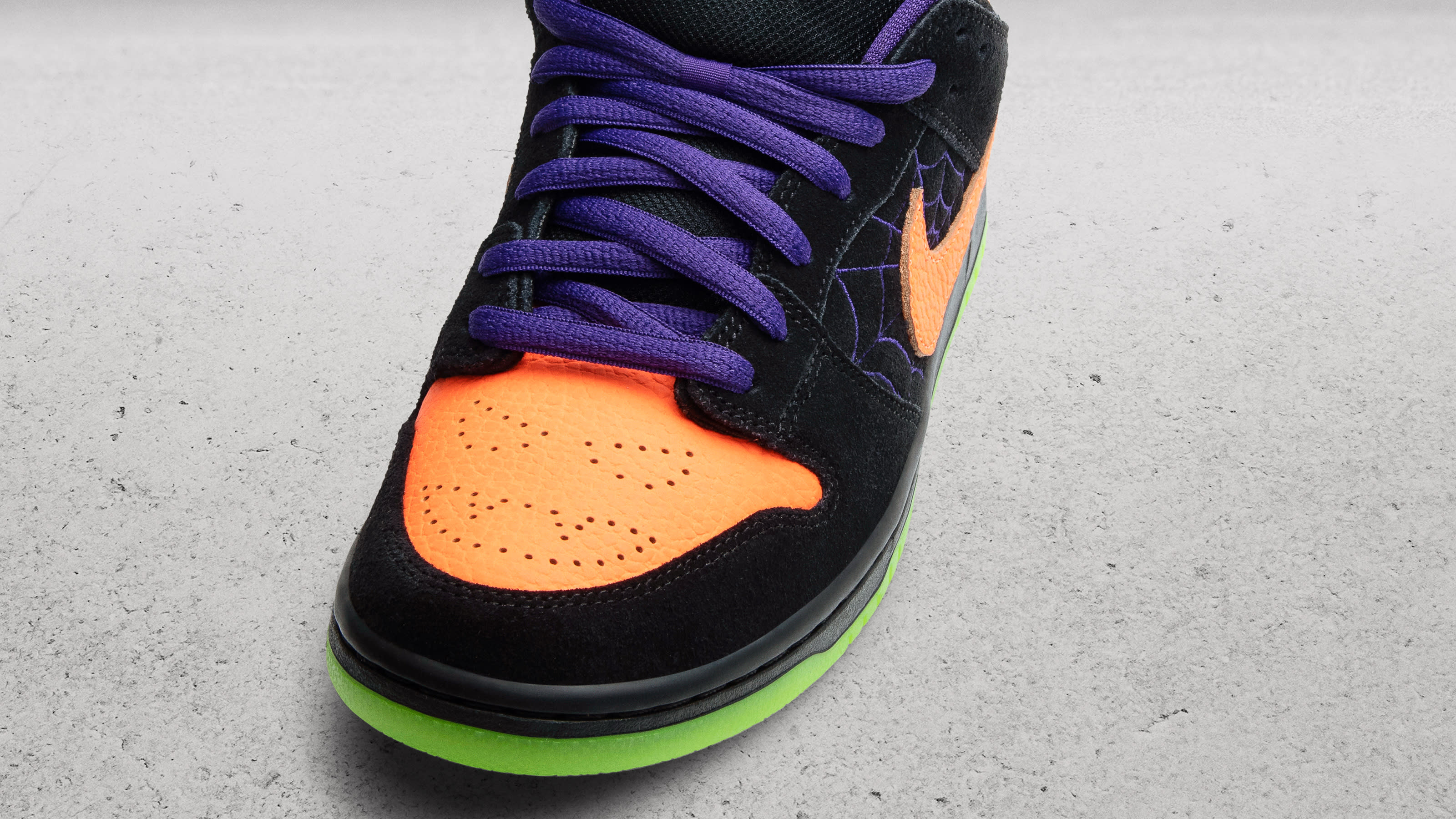 Nike SB Dunk Low Night Of Mischief ハロウィン Nike SB Dunk Low 
