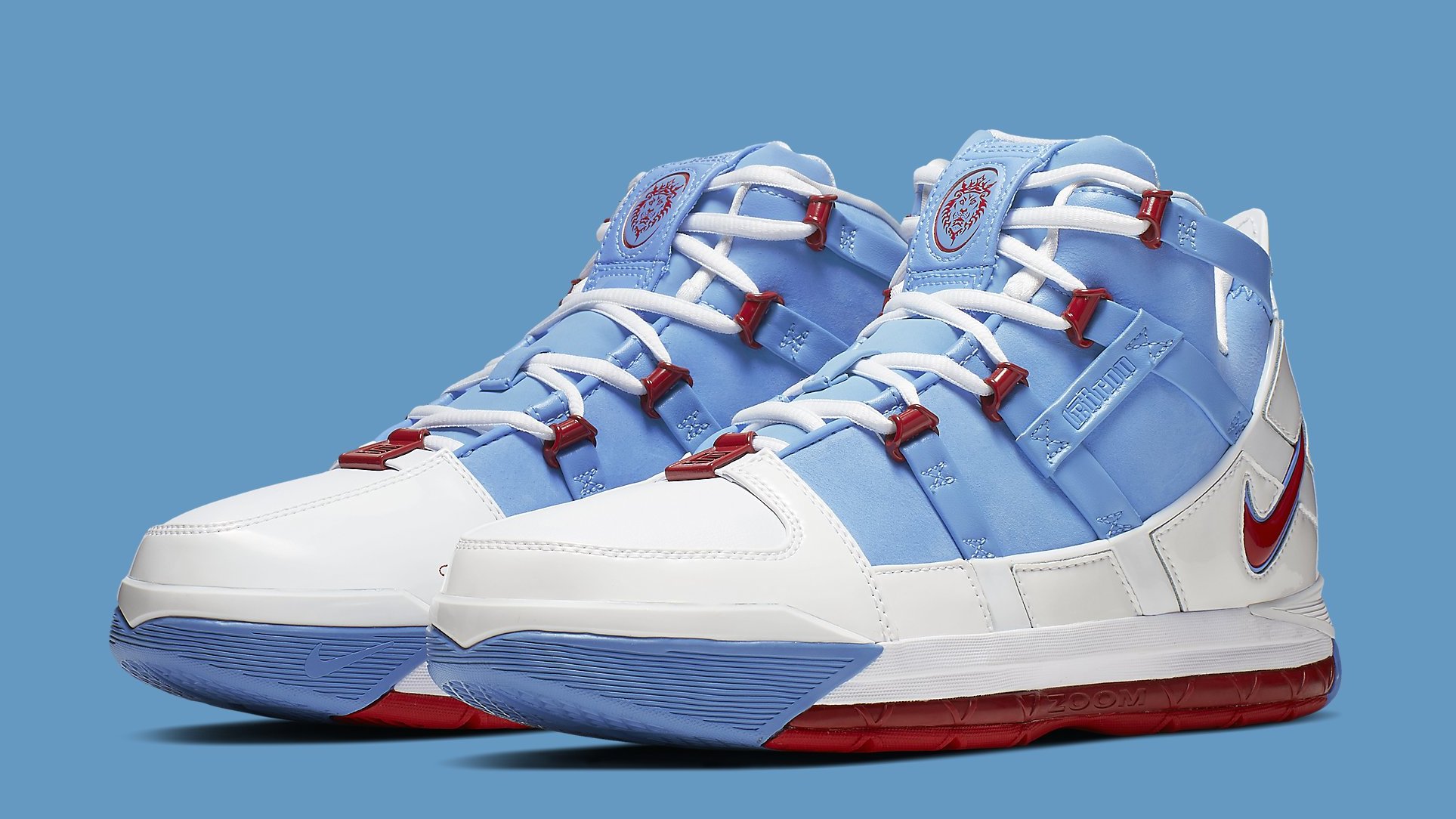 An Official Look at the Houston Oilers Nike Zoom LeBron