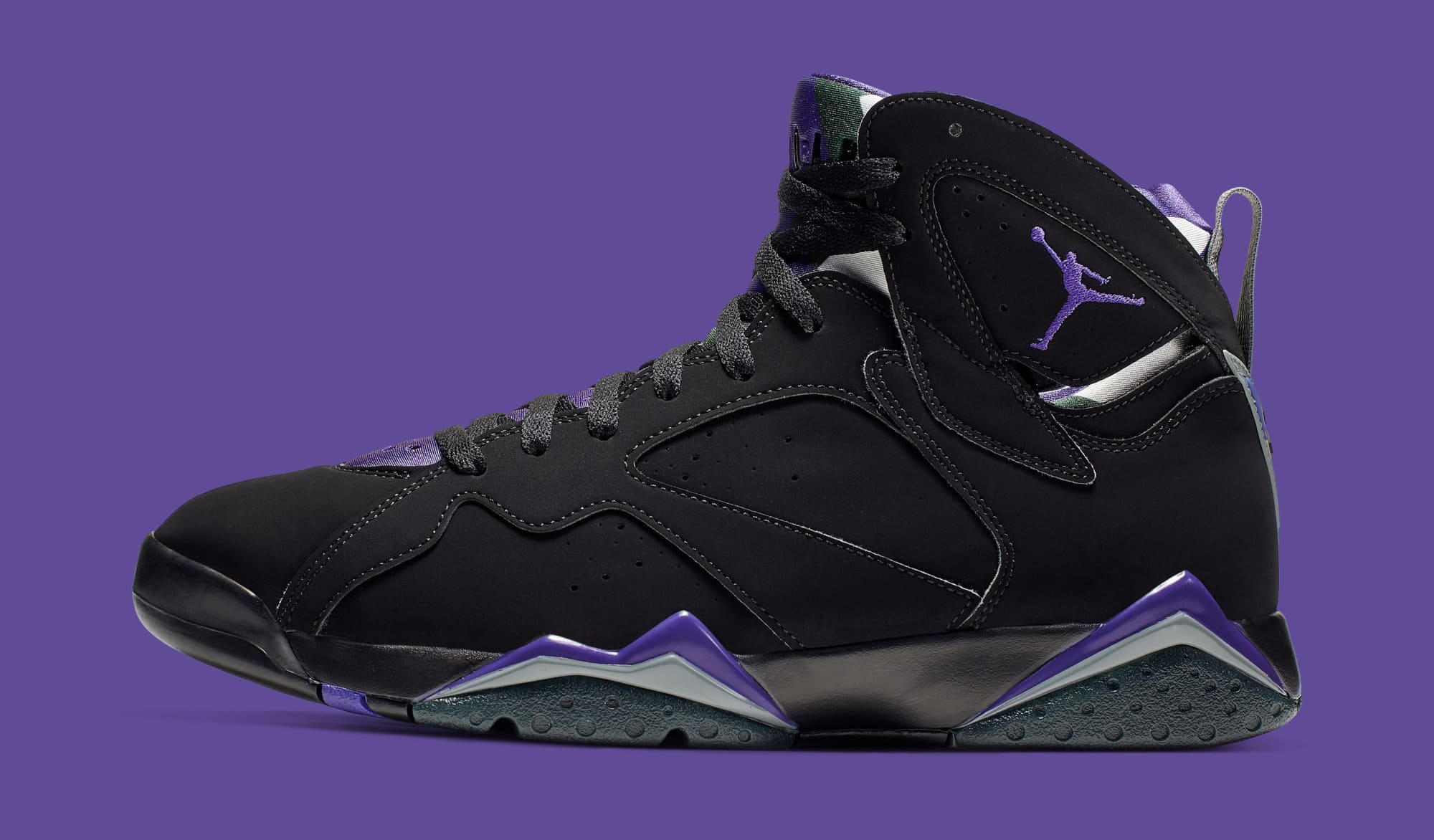 Best Look at the 'Ray Allen' Air Jordan 7