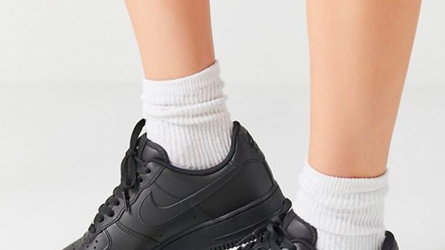 Girl wearing black air force 1 best sale