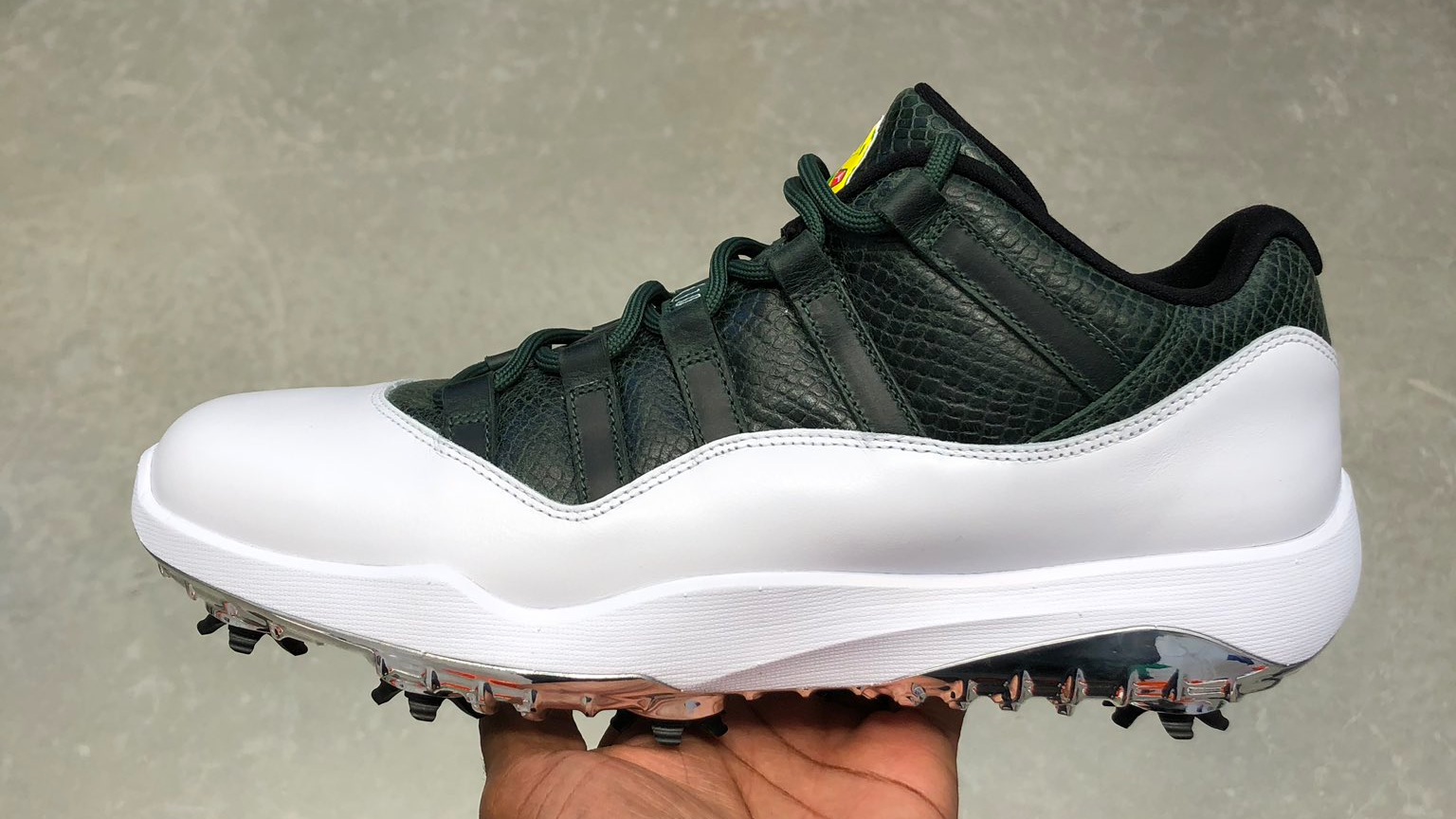 Golf jordan 11 on sale