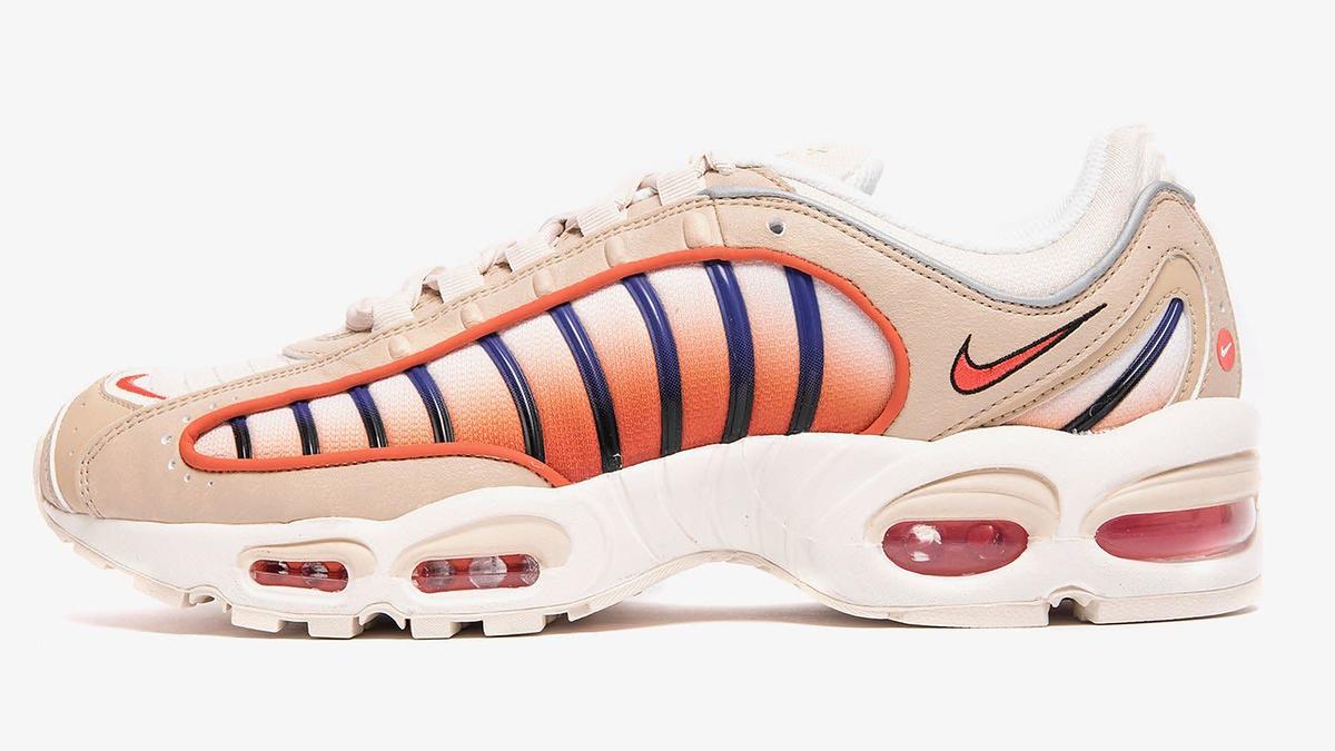 日本未入荷!★AIR MAX TAILWIND 4 SURFACES IN CORAL STARDUST★ Nike-Air-Max-Tailwind-4-Red-